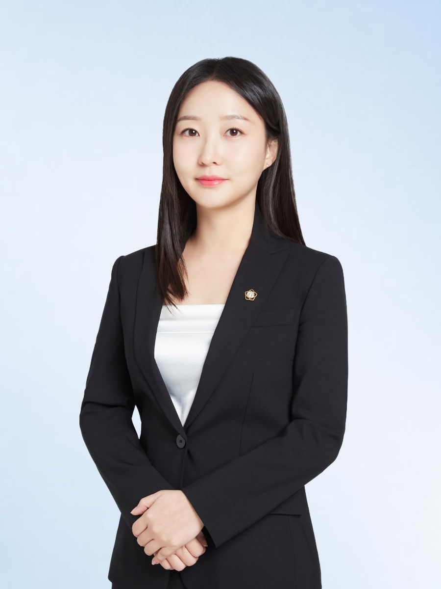 윤세진 대표변호사
